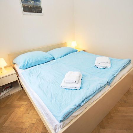 Residence Kostnicke Square Πράγα Εξωτερικό φωτογραφία