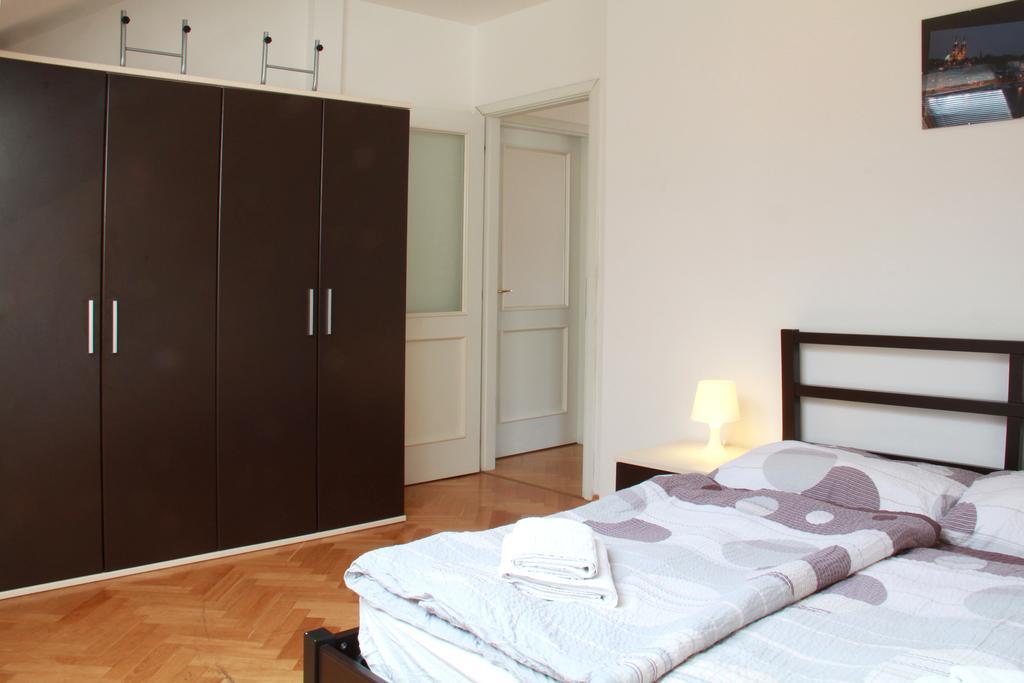 Residence Kostnicke Square Πράγα Εξωτερικό φωτογραφία