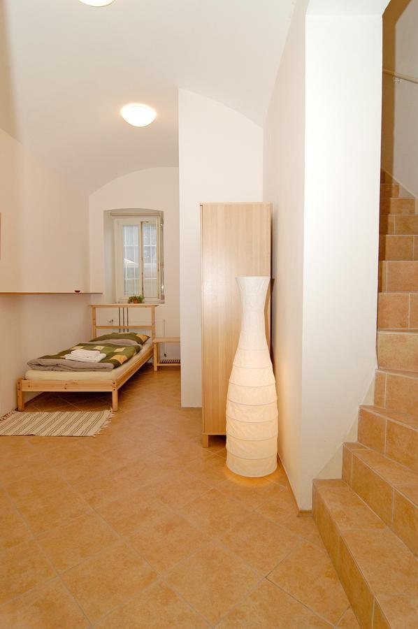 Residence Kostnicke Square Πράγα Εξωτερικό φωτογραφία