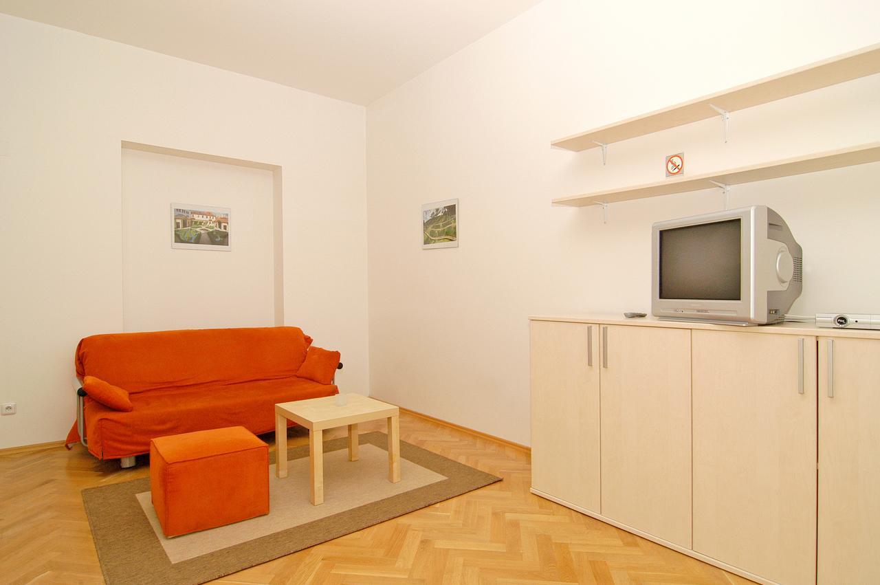 Residence Kostnicke Square Πράγα Εξωτερικό φωτογραφία